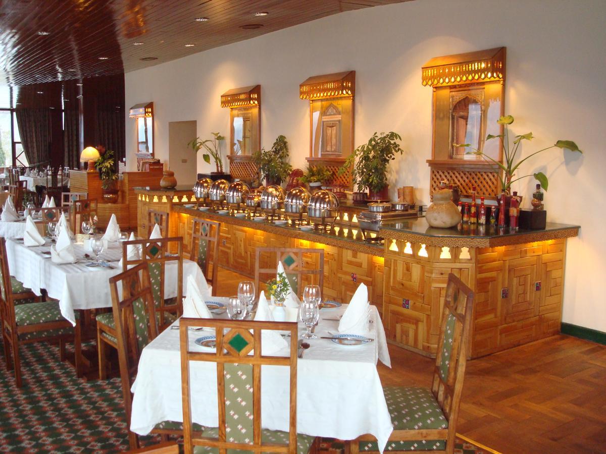 Gilgit Serena Hotel Kültér fotó
